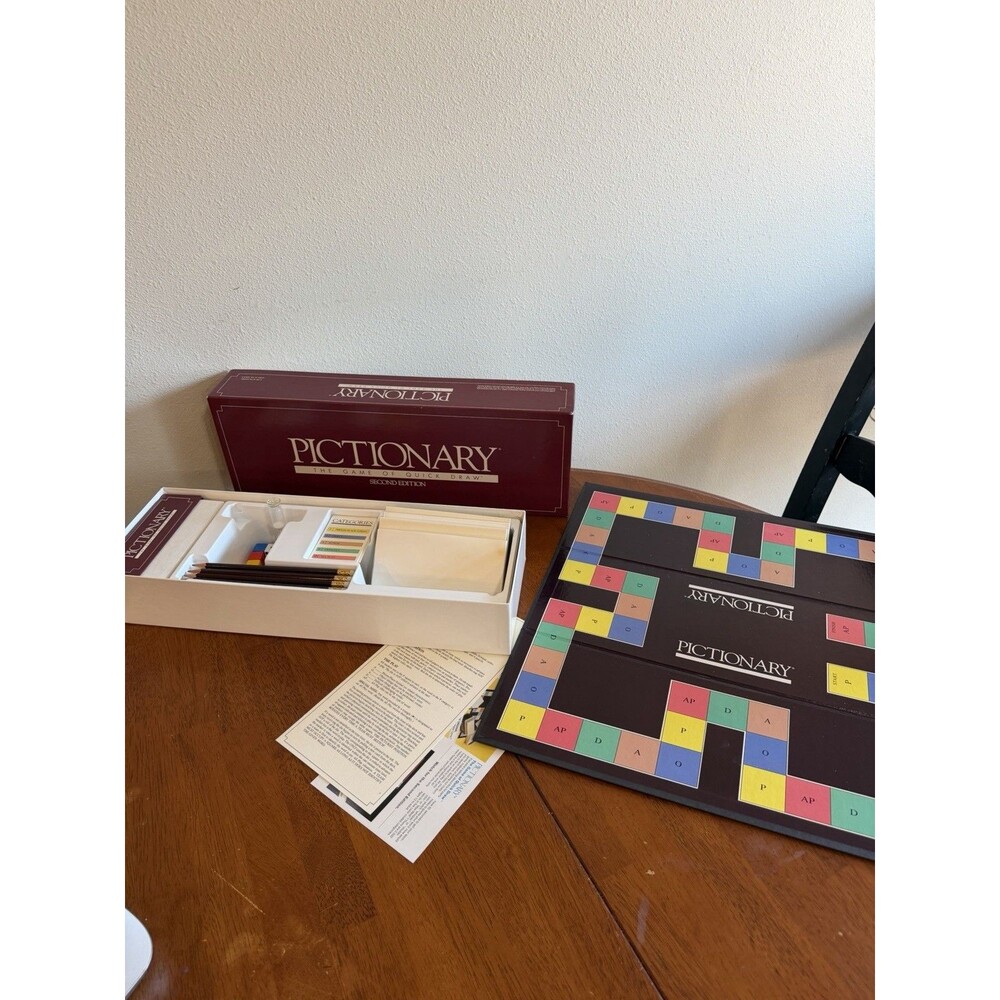 Pictionary Second Edition Drawing Board Game Vintage 1987 Ages 12+ 4+ complete